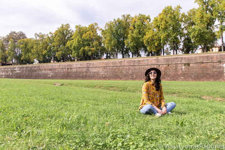 Panorama de la famosa muralla de Lucca, Italia