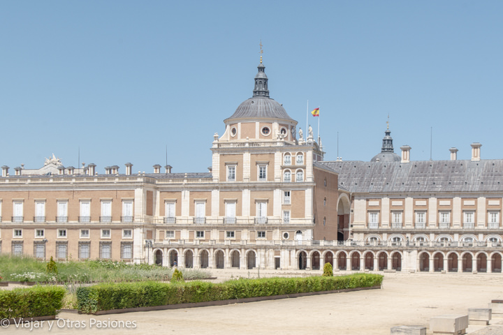 Espectacular vista del famoso Palacio real de Aranjuez, España