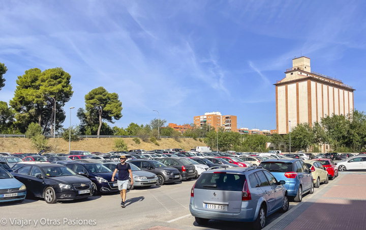 Panorama del parking para coche de Eras de Silo, en Alcalá de Henares